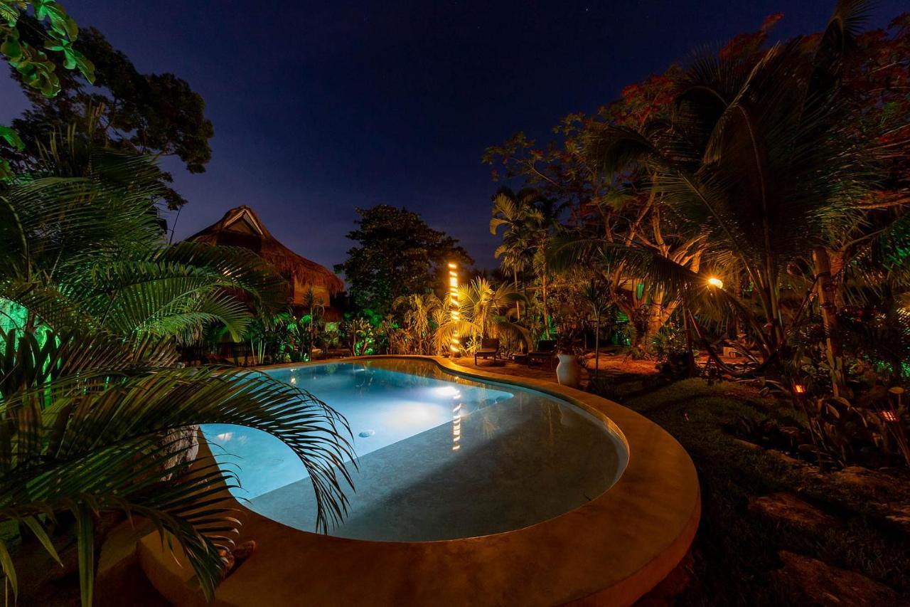 Hotel Zamunda Garden View à Tulum Extérieur photo